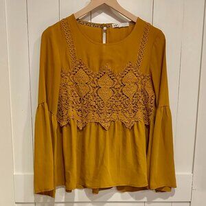 💛 Jolie Lace Peplum Blouse Mustard Yellow Long Sleeve – Size M